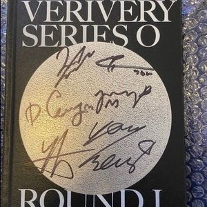 Verivery signed album